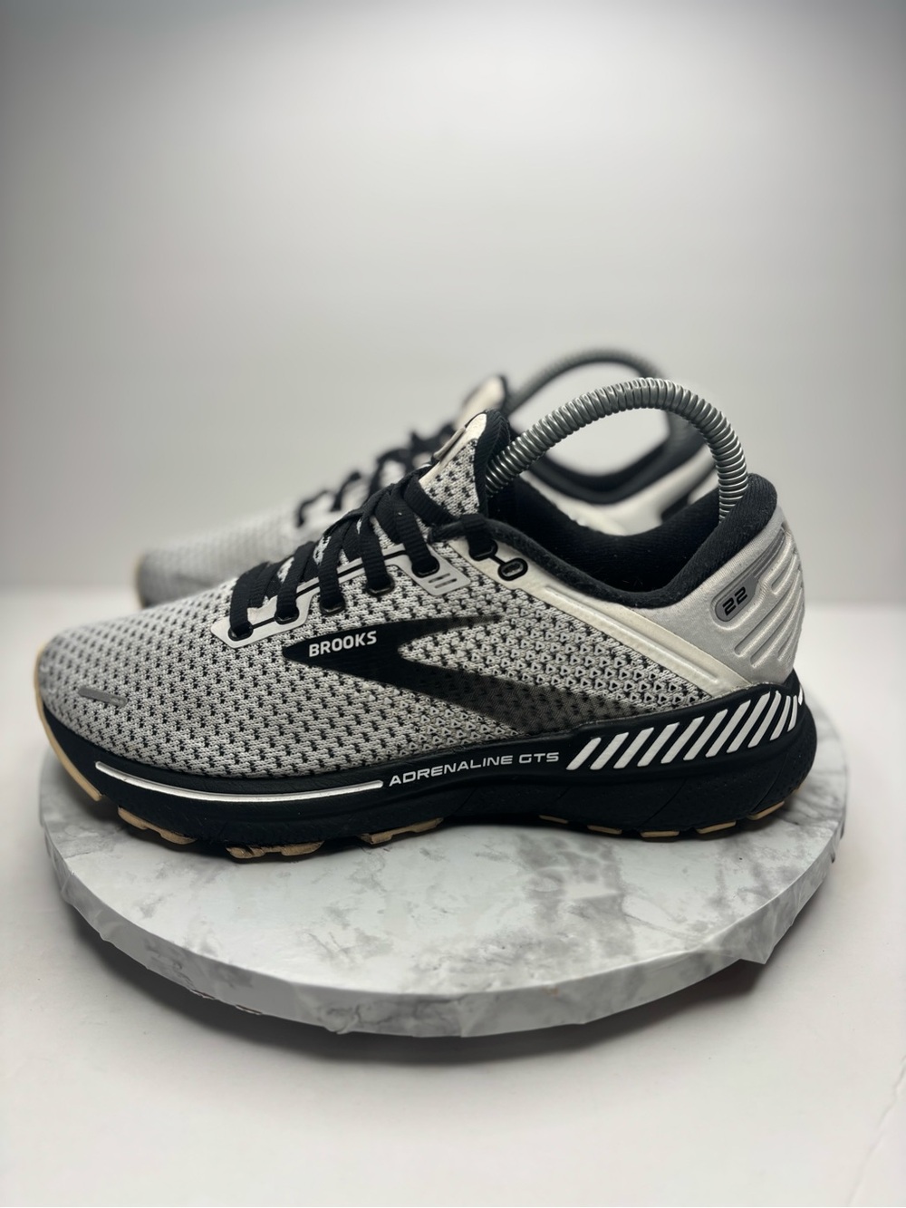 Size 7 - Brooks Adrenaline GTS 22 Black/Gray/White - 120353-1B-135